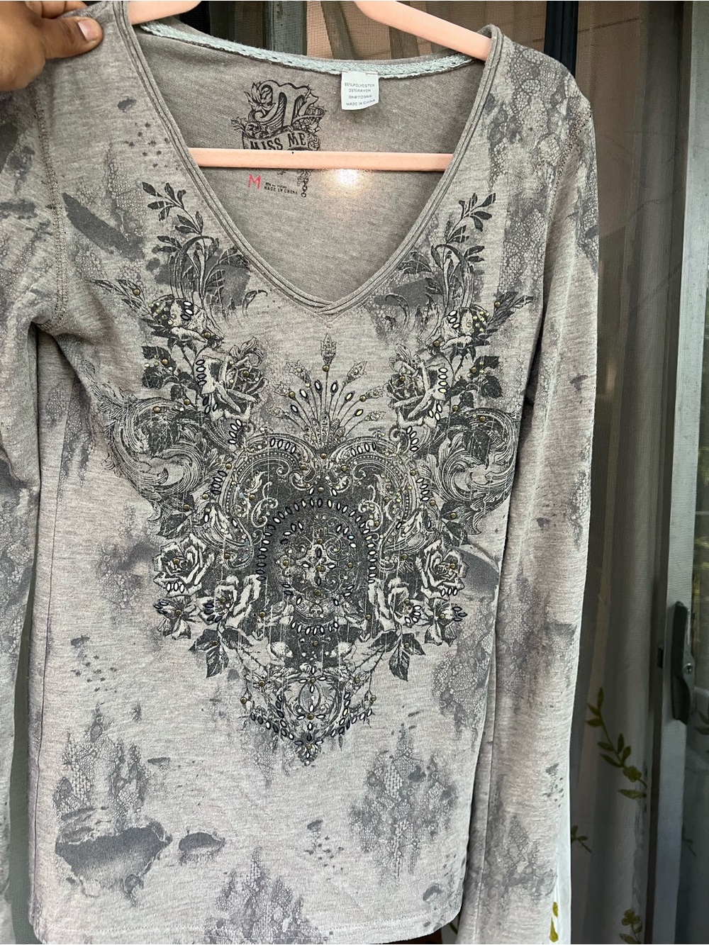 Miss Me Size M Women's Grey Embellished V-Neck Long Sleeve Top
